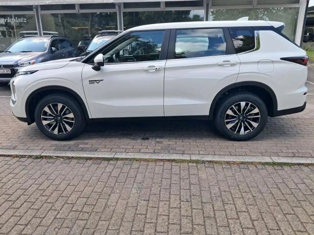 Mitsubishi Outlander PHEV