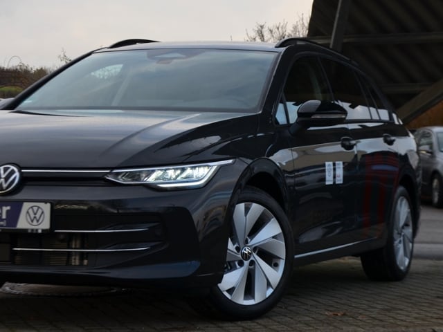 Volkswagen Golf 1.5 eTSI DSG Golf VIII Variant