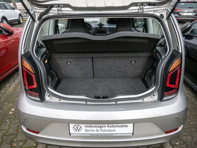 Volkswagen up! Move Move up!