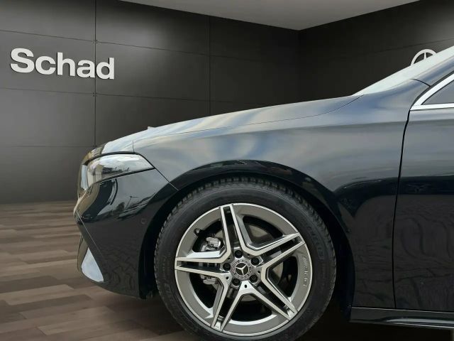 Mercedes-Benz A 180 AMG Line