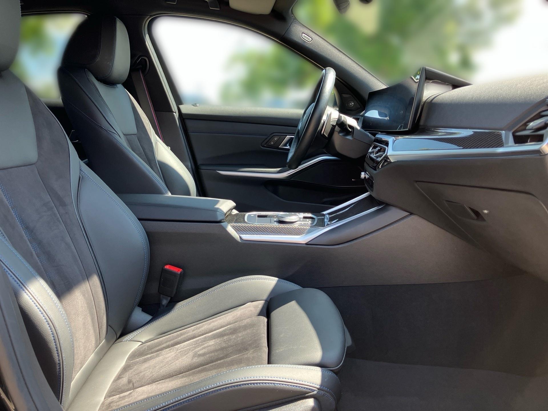 BMW 330 330i Sedan xDrive