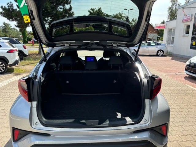 Toyota C-HR Hybride Team D