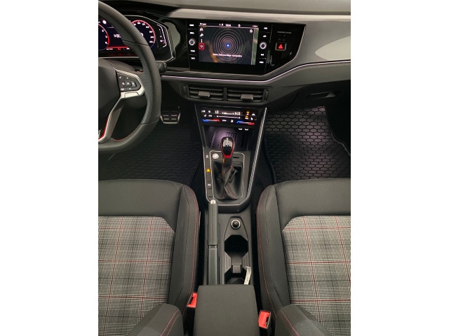 Volkswagen Polo 2.0 TSI DSG GTI