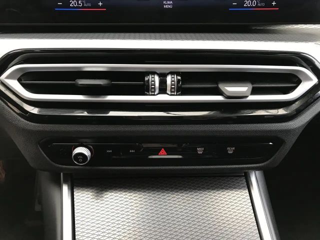 BMW 320 320d M-Sport xDrive