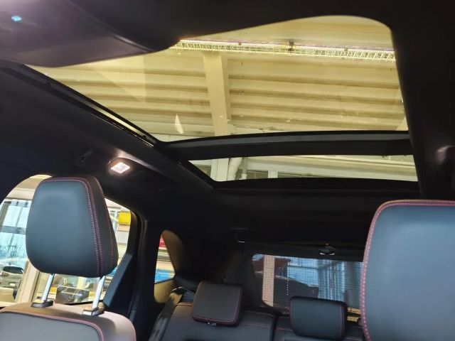 Ford Kuga Plug in Hybrid ST Line X