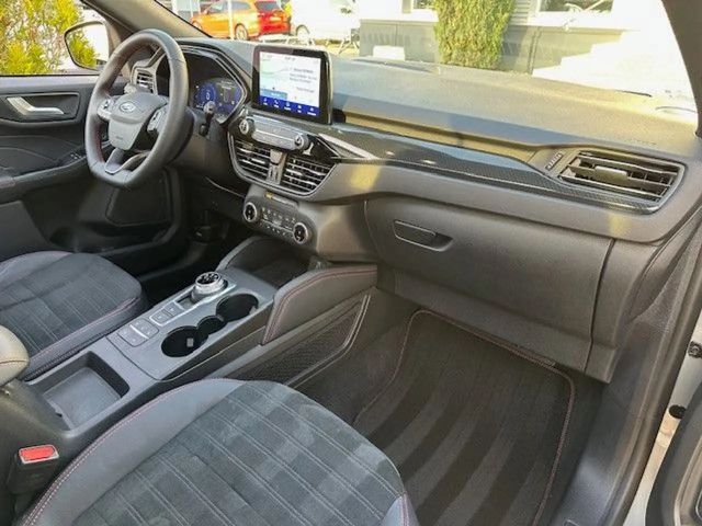 Ford Kuga Plug in Hybrid ST Line X