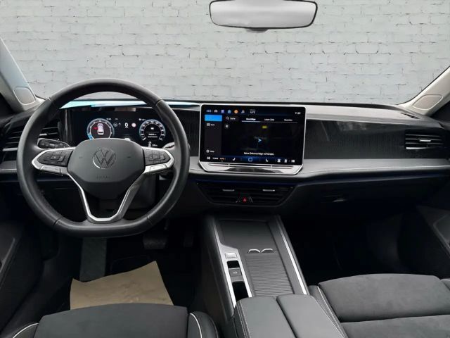 Volkswagen Passat 1.5 eTSI Business DSG Variant