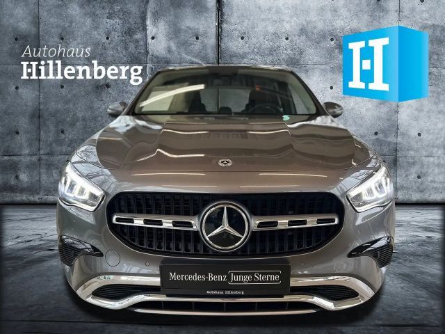 Mercedes-Benz GLA 200 Progressive