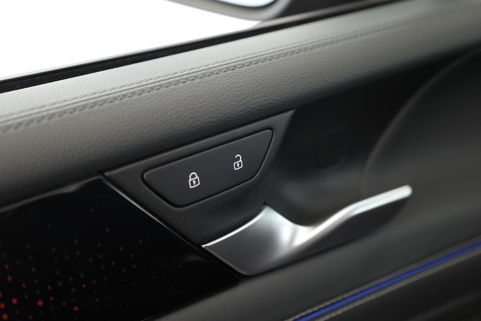 Volkswagen Tiguan 2.0 TSI DSG IQ.Drive R-Line