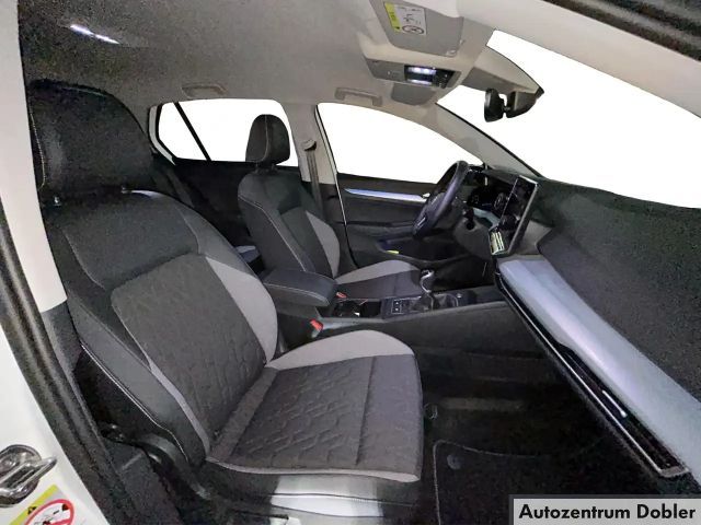 Volkswagen Golf 1.5 TSI Golf VIII IQ.Drive