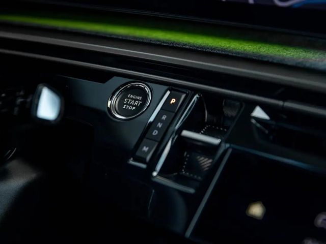 Peugeot 5008 Elektrisch 210 PK | 7-zit | Camera | Navi | Air...