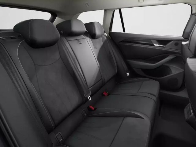 Volkswagen Passat 1.5 TSI Business DSG Variant