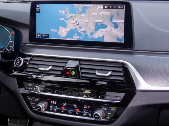 BMW 530 530e M-Sport Touring xDrive