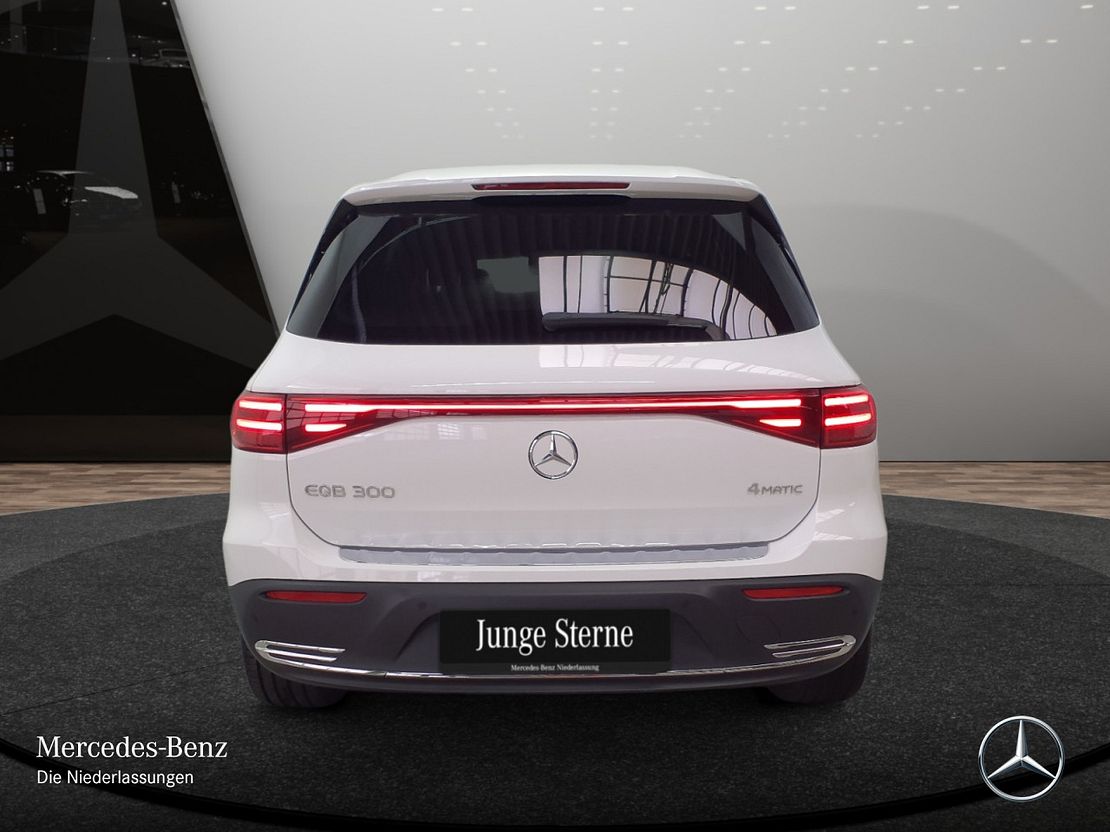 Mercedes-Benz EQB 300 4MATIC