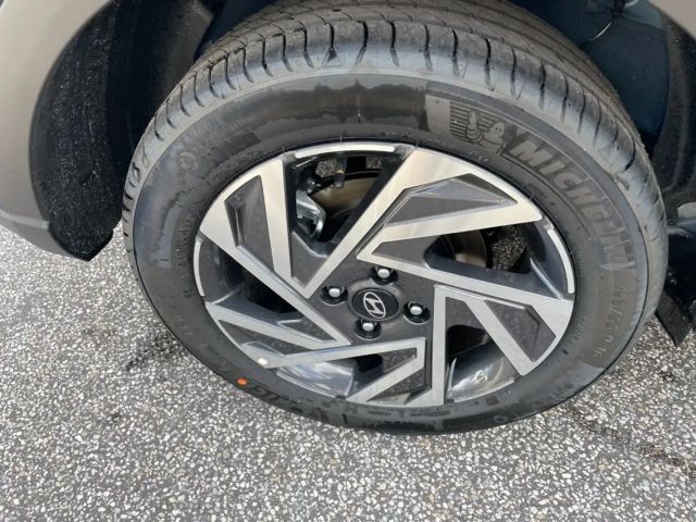 Hyundai Bayon GO Plus Automatik