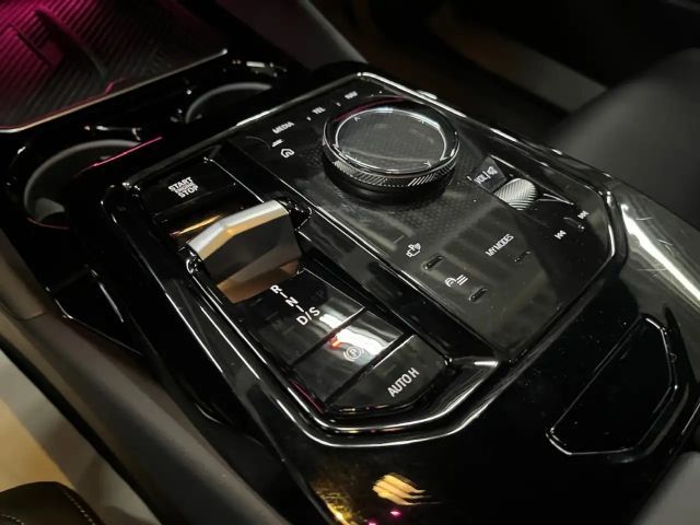 BMW 520 520i M-Sport Sedan