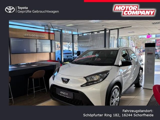 Toyota Aygo X Hatchback Play X-play