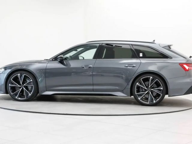 Audi RS6 AHK Matrix HUD Keramik Pano 305km/h