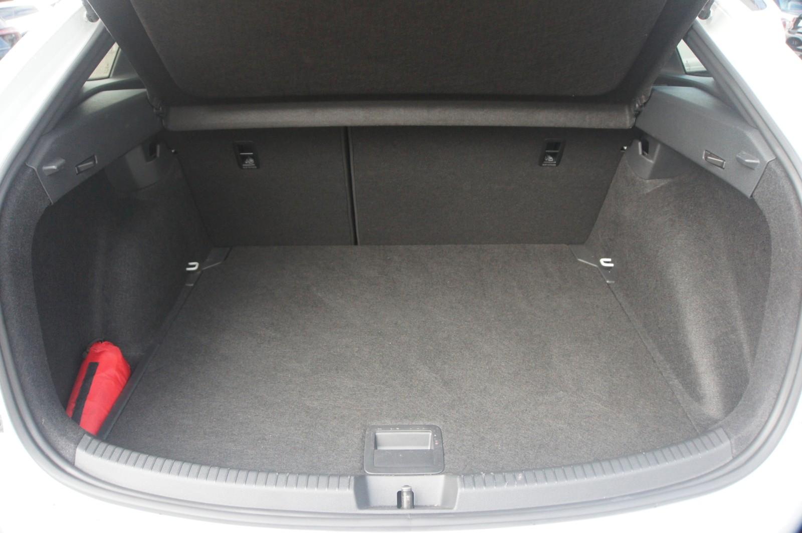 Volkswagen Taigo 1.0 TSI R-Line