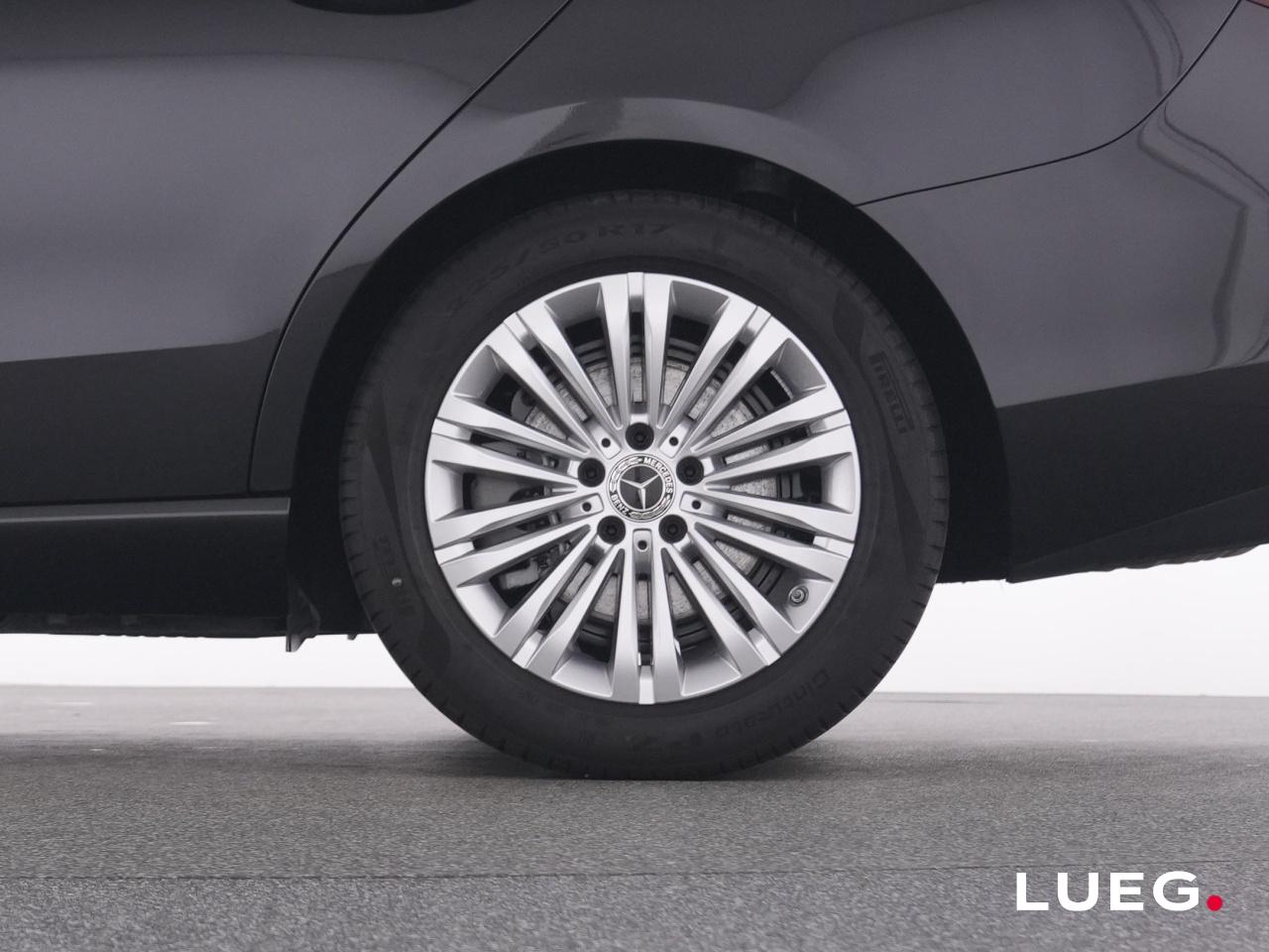 Mercedes-Benz C 200 AVANTGARDE Sedan