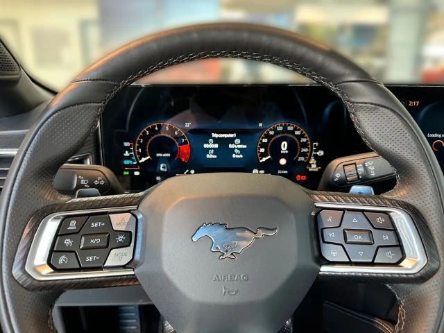 Ford Mustang Fastback GT 5.0 V8