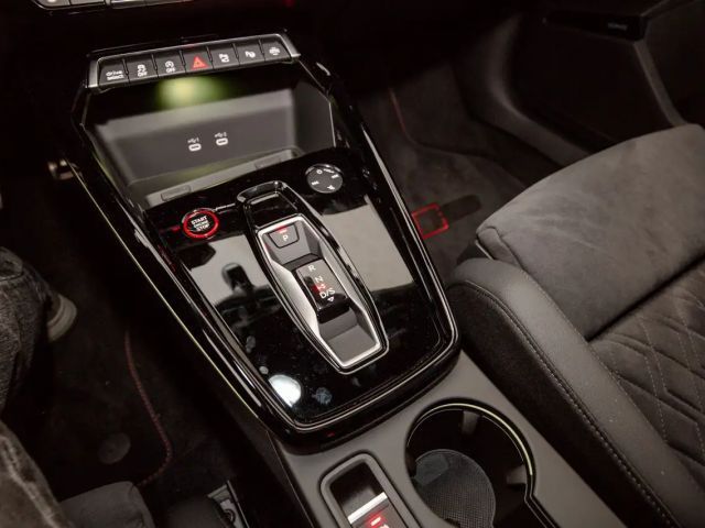 Audi RS3 S-Tronic