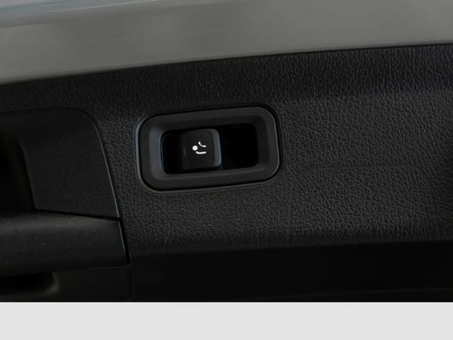 Mercedes-Benz A 200 Hatchback