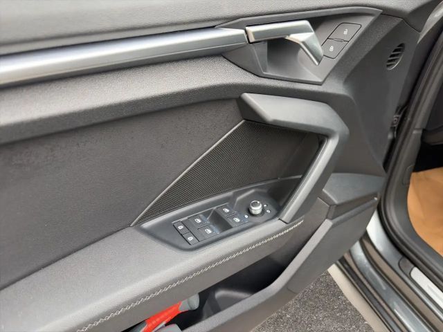 Audi A3 30 TFSI S-Line S-Tronic Sedan