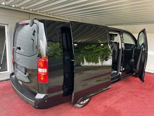 Opel Zafira Life VIP/6Sitzer/längster Radsta/Vollausstattung/AHK