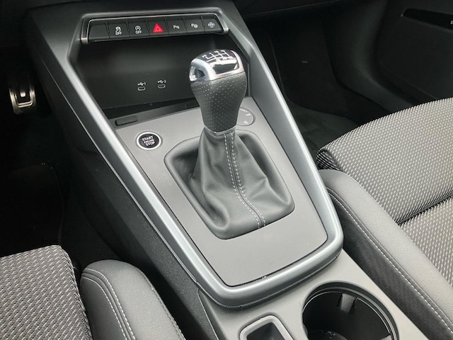 Audi A3 30 TFSI Sedan