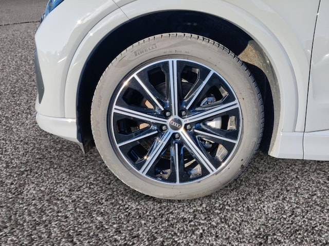 Audi Q4 e-tron SUV 45 e-tron Audi Q4 e-tron