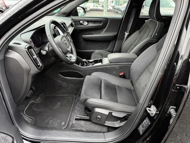 Volvo C40 AWD Plus Recharge Twin Engine