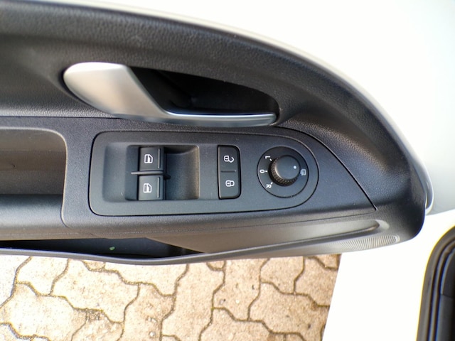 Volkswagen up! 1.0 MPI Move Move up!