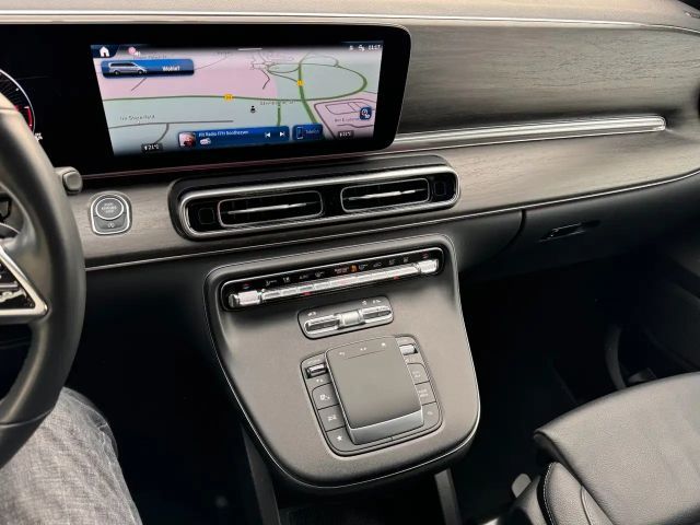 Mercedes-Benz V 300 4MATIC V 300 d