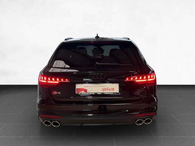 Audi S4 Avant Quattro