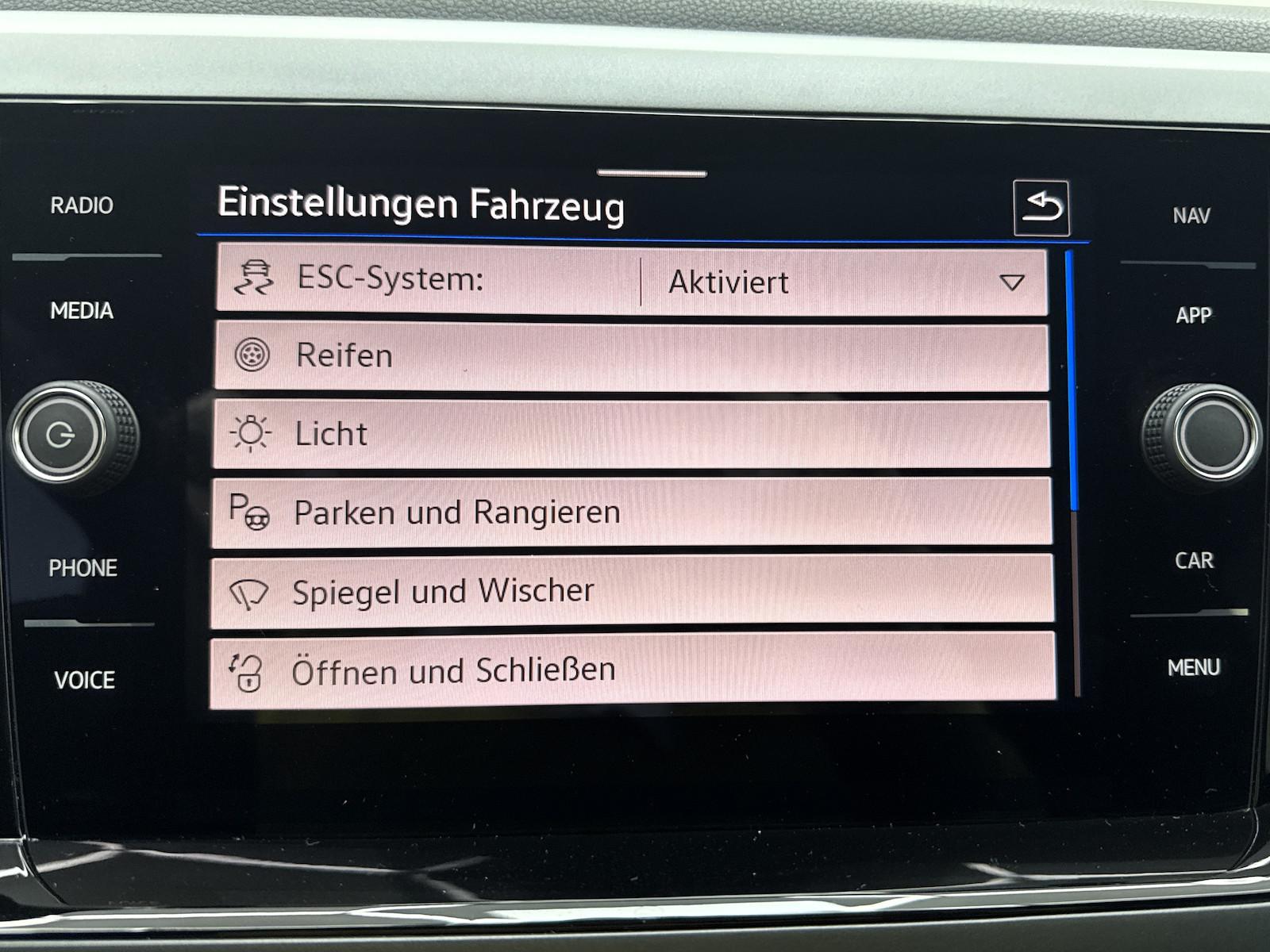 Volkswagen Taigo 1.5 TSI DSG IQ.Drive R-Line Style