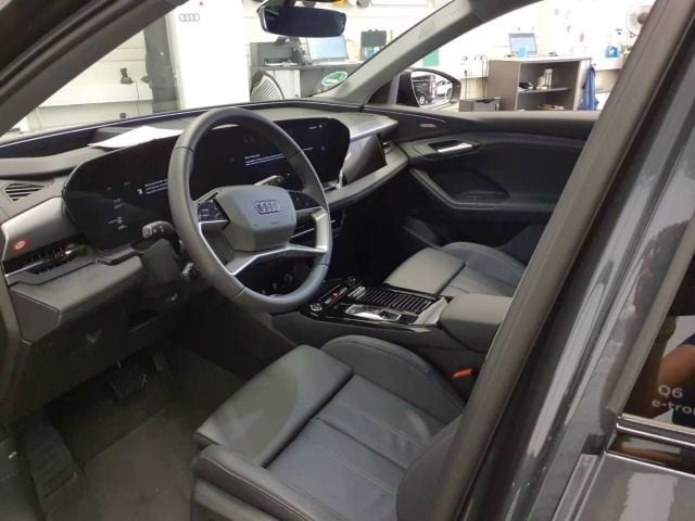 Audi Q6 e-tron SUV e-tron Audi Q6 SUV e-tron