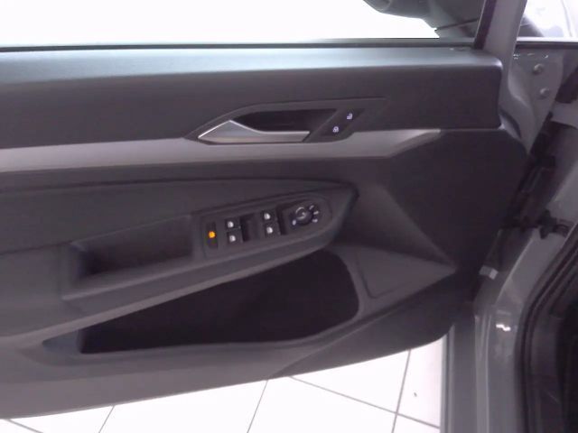 Volkswagen Golf DSG Life Variant