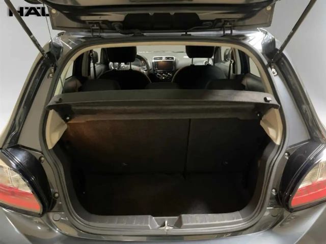 Mitsubishi Space Star Star