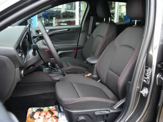 Ford Focus ST Line Wagon