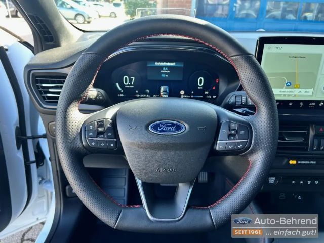 Ford Focus ST Line Wagon