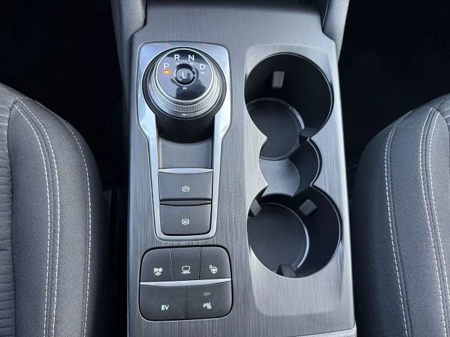 Ford Kuga Plug in Hybrid Titanium