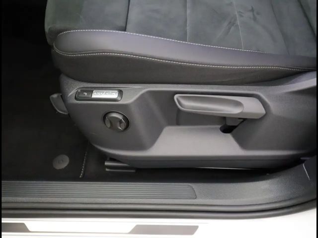 Volkswagen T-Roc 1.5 TSI DSG R-Line Style