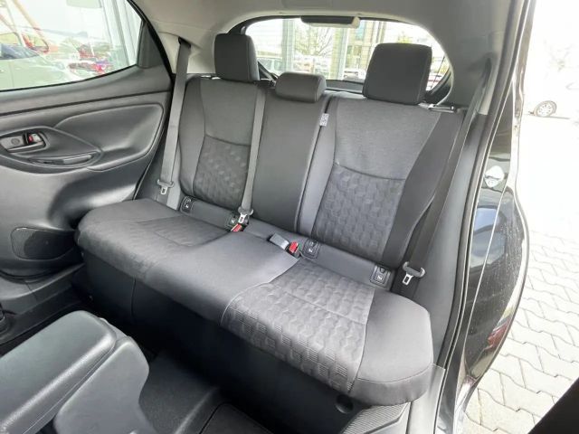 Toyota Yaris Hatchback Hybride VVT-i