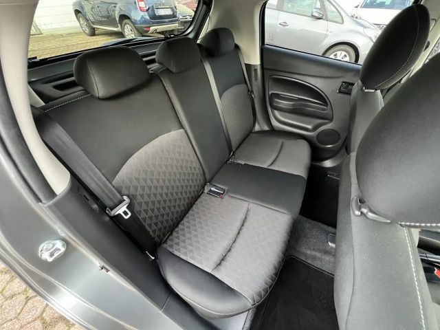 Mitsubishi Space Star Star