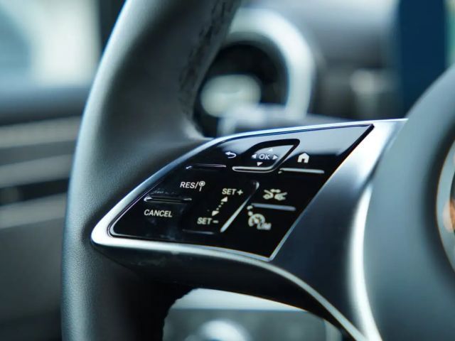 Mercedes-Benz A 180 Hatchback Progressive