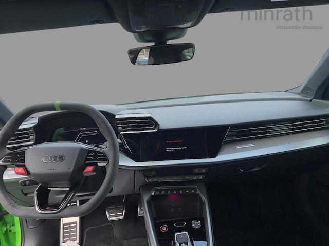 Audi RS3 Quattro S-Tronic Sedan