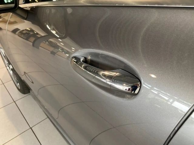 Mercedes-Benz CLA 200 AMG Line Coupé