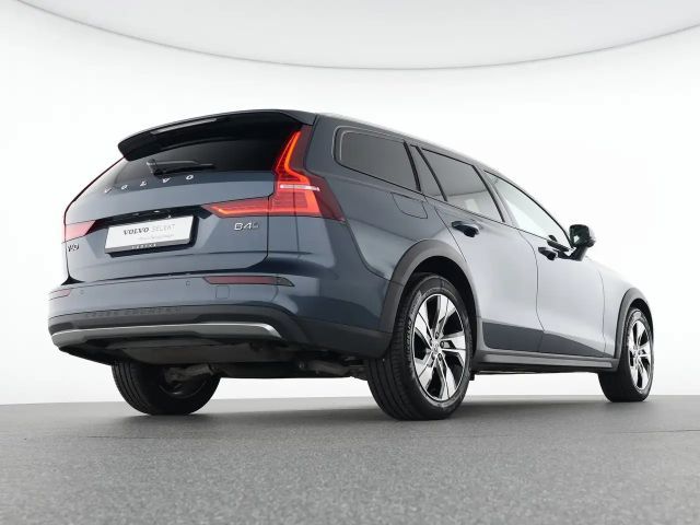 Volvo V60 AWD Plus
