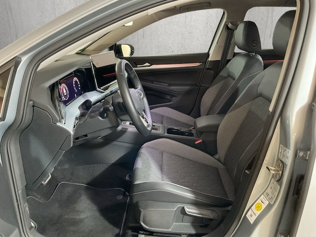 Volkswagen Golf 1.5 eTSI DSG